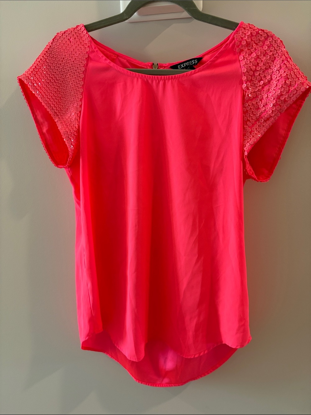 Express Women's Sequin Cap Sleeve Top - Neon Pink